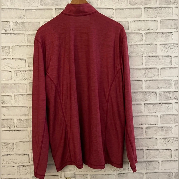 Men’s Tommy Bahama IslandZone red 1/4 zip lightweight pullover, Large - Picture 2 of 4